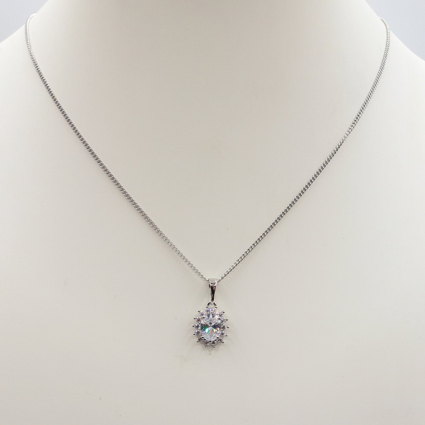 KATE - Collana con pendente cubic zirconia