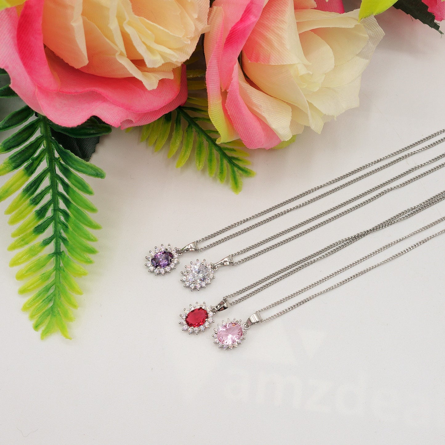 KATE - Collana con pendente cubic zirconia