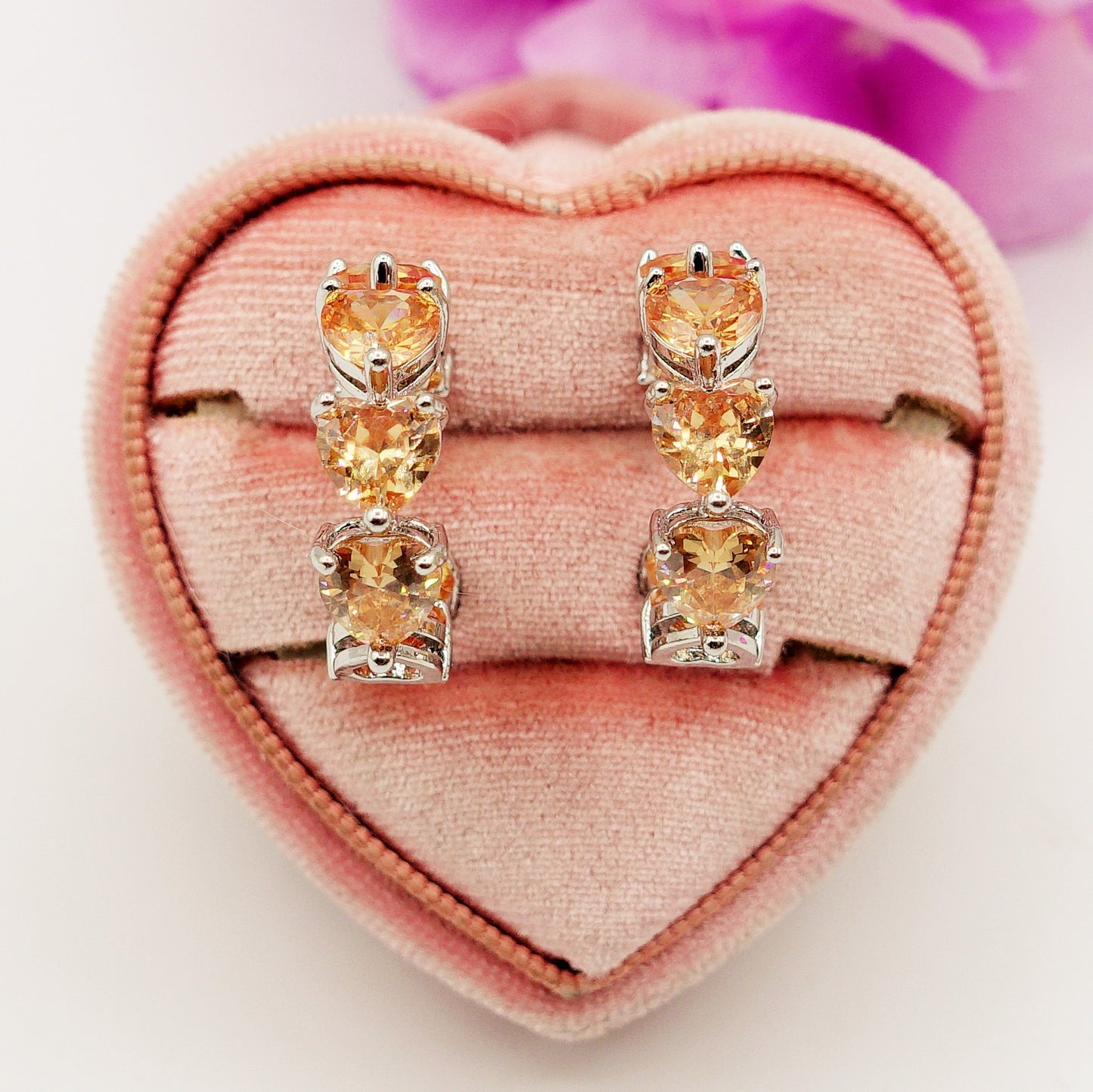 CAMILLE - CHERIE COLLECTION - Orecchini a cerchio con cubic zirconia a forma di cuore