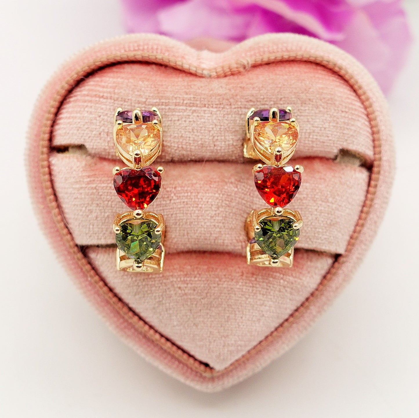 CAMILLE - CHERIE COLLECTION - Orecchini a cerchio con cubic zirconia a forma di cuore