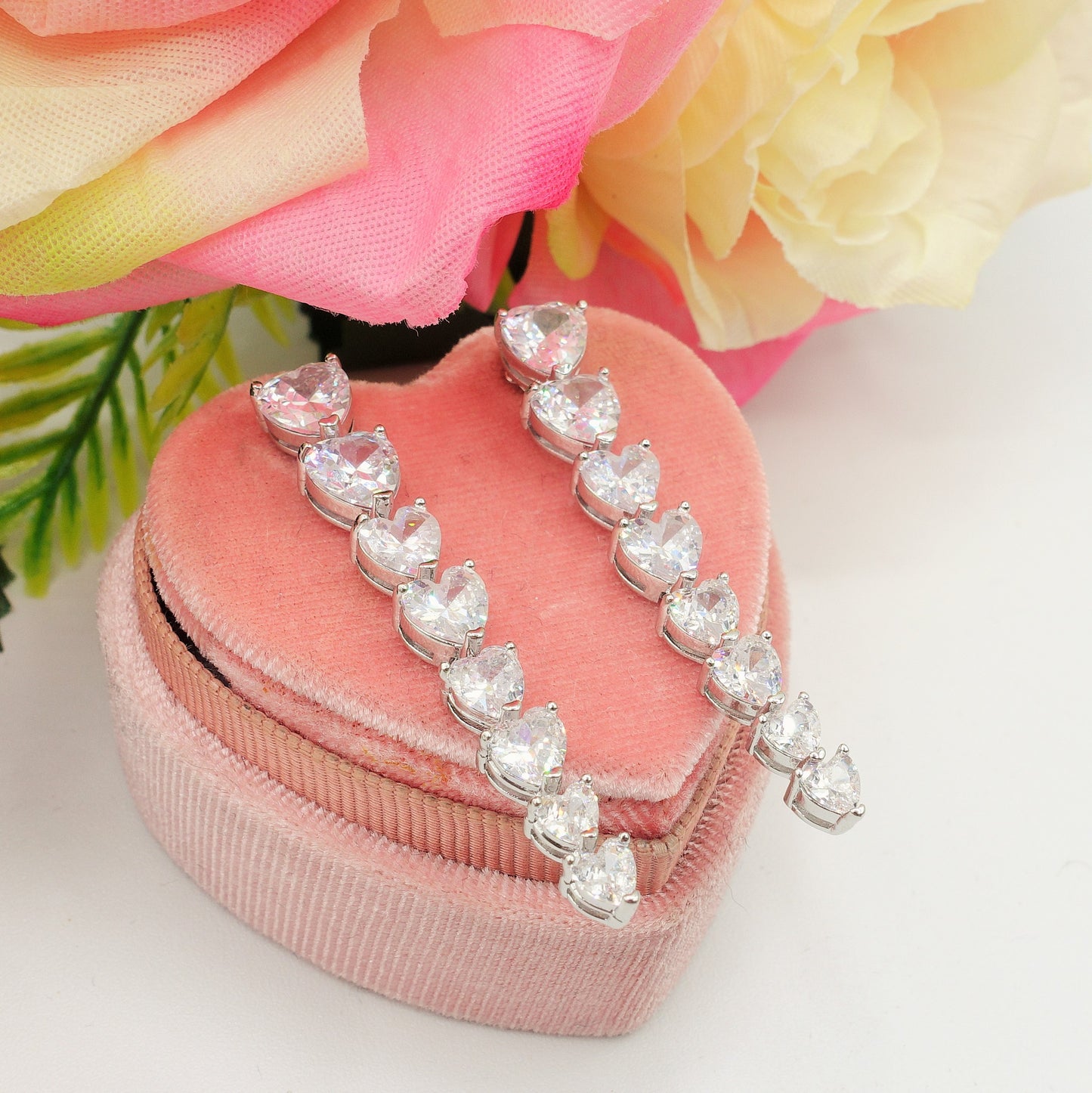 CHANTELLE - ORECCHINI con Cubic Zirconia a forma di cuore