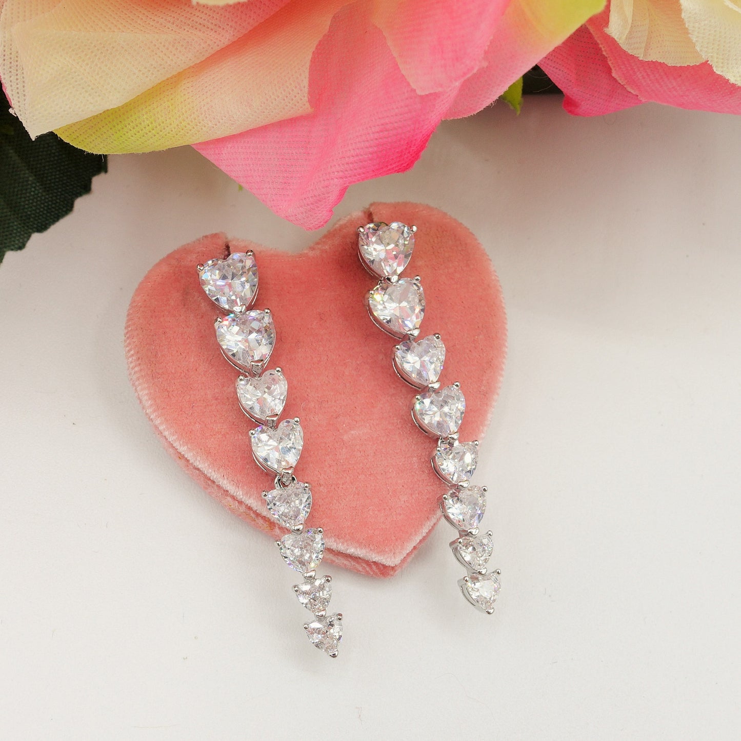 CHANTELLE - ORECCHINI con Cubic Zirconia a forma di cuore