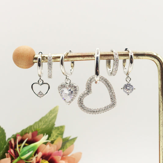 Crystal Diana Set - 6 Orecchini pendenti in cubic zirconia a forma di cuore