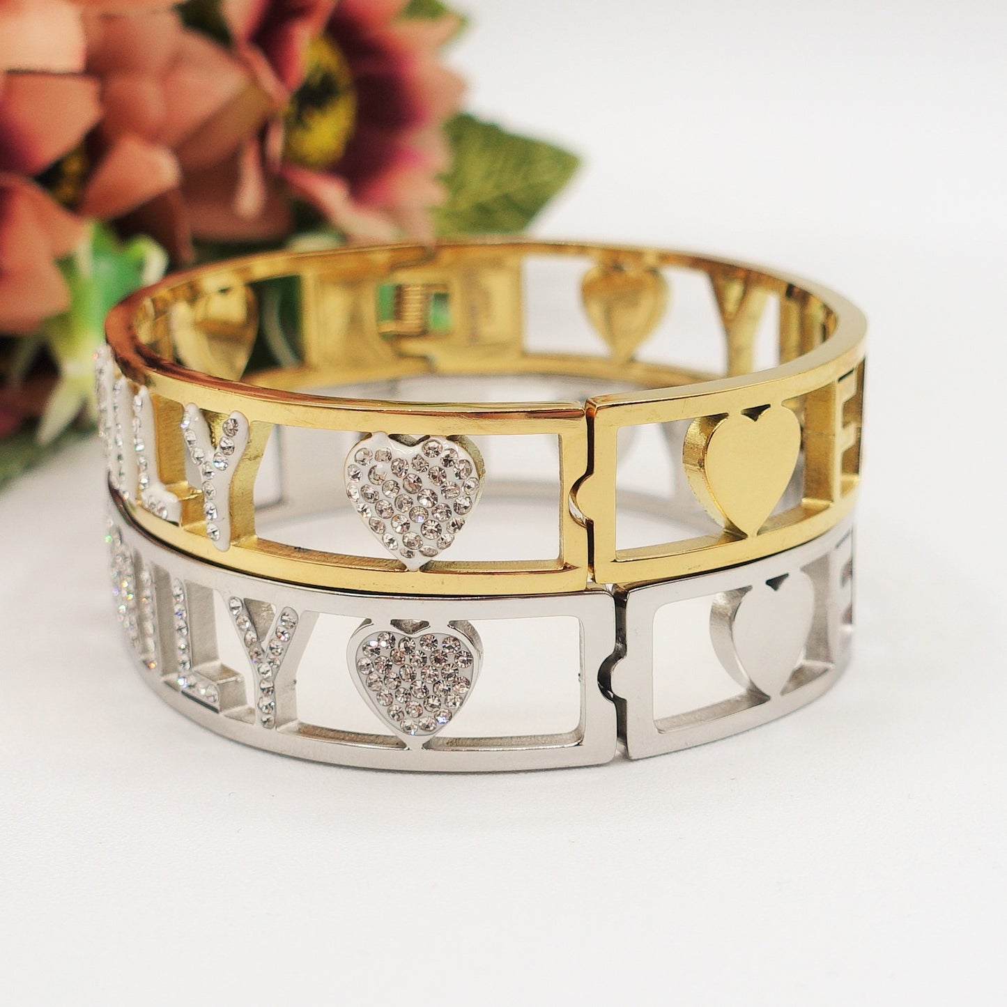 FAMILY BRACCIALE A MANETTA~ ACCIAIO INOSSIDABILE - CON SCRITTA FAMILY E ZIRCONI