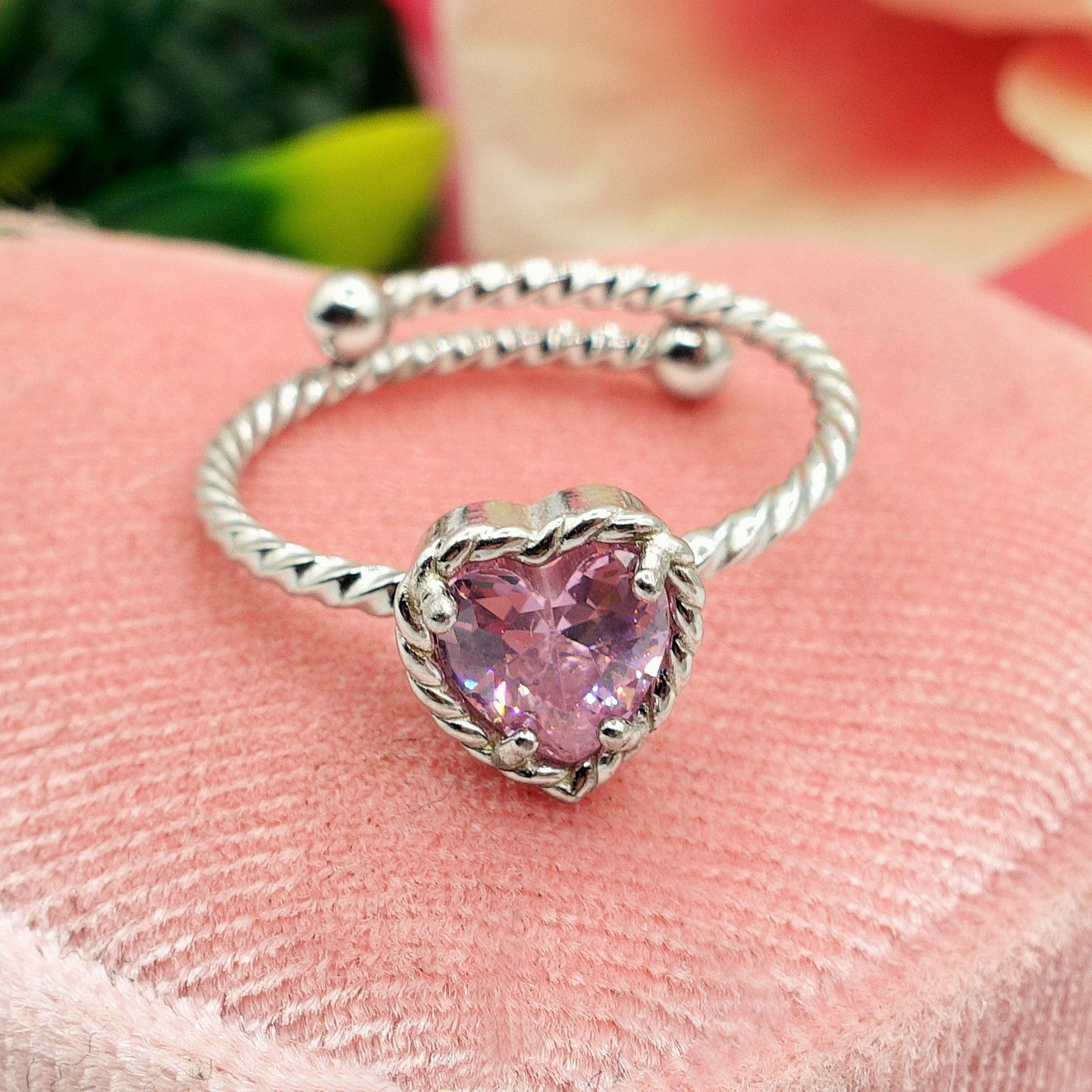 AURORA -ACCIAIO INOSSIDABILE~Anello con zirconi cubici a forma di cuore