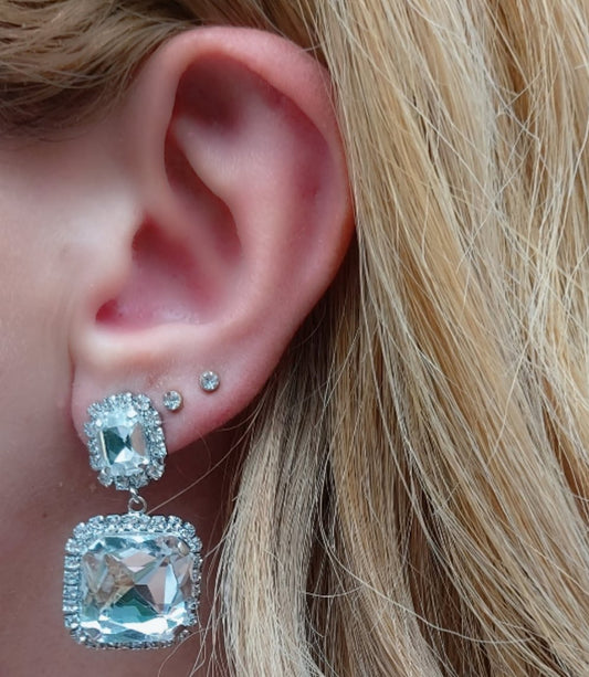 ARIEL SQUARE - Orecchini pendenti con pietre sfaccettate e Cubic Zirconia