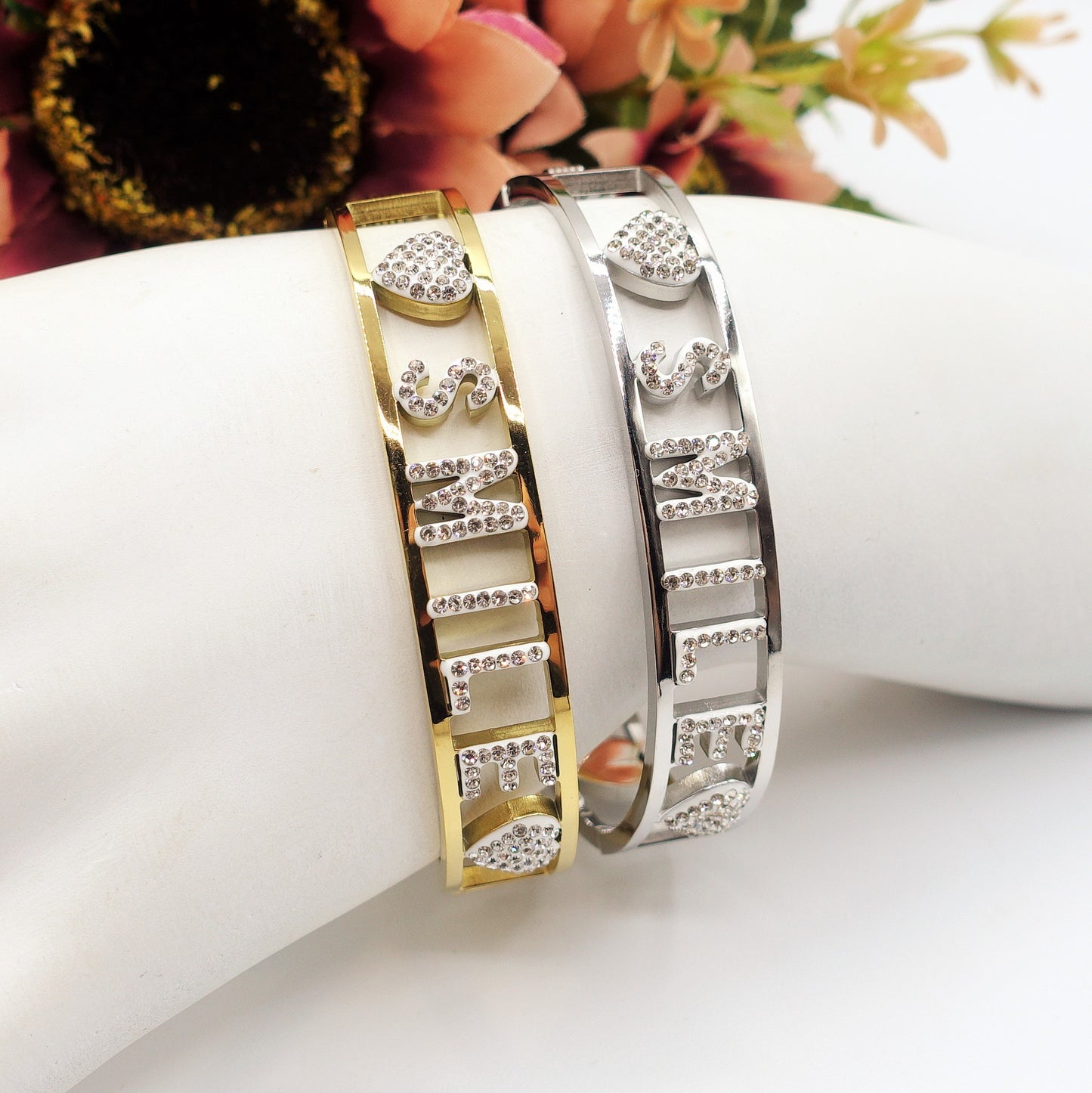 SMILEBracciale a manetta - Acciaio inossidabile - con scritta smile e zirconi