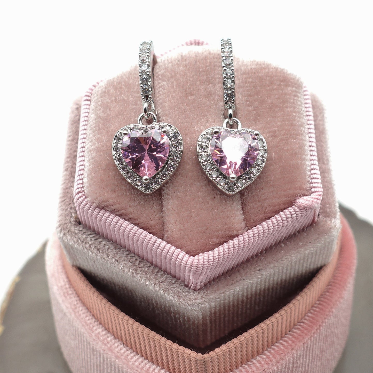 Diana HOOPS ~ 12 colori - Orecchini a cerchio con cuore in Cubic Zirconia