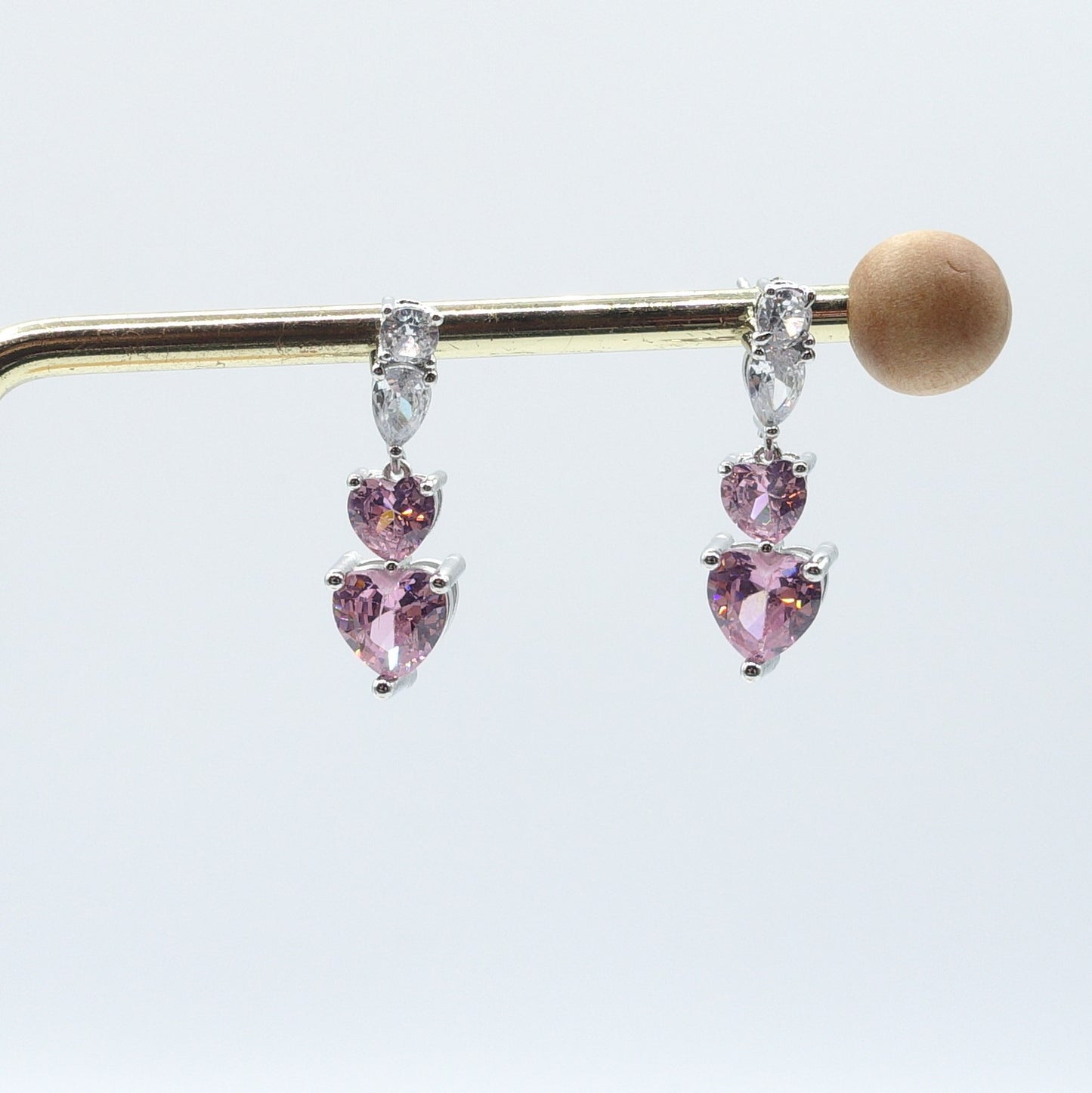 CHERIE - tiny - Orecchini pendenti in cubic zirconia a forma di cuore