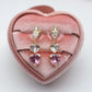 CHERIE - tiny - Orecchini pendenti in cubic zirconia a forma di cuore